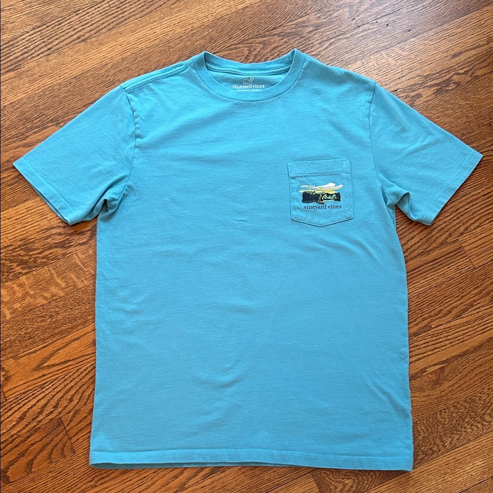 Vineyard Vines Short Sleeve Pocket Tee in Aqua Blue